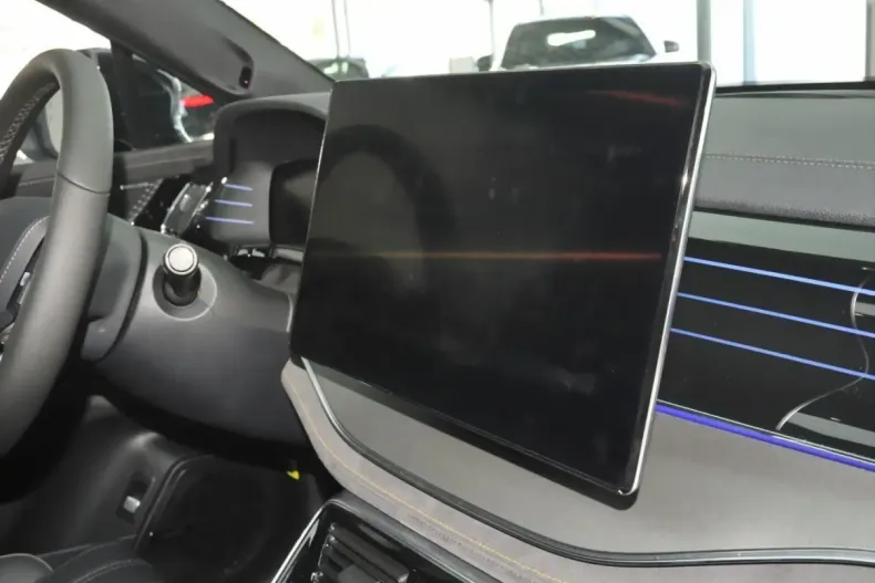 BYD TANG din 2024 cu 17.500 km - oferta BYD165108 - foto 6