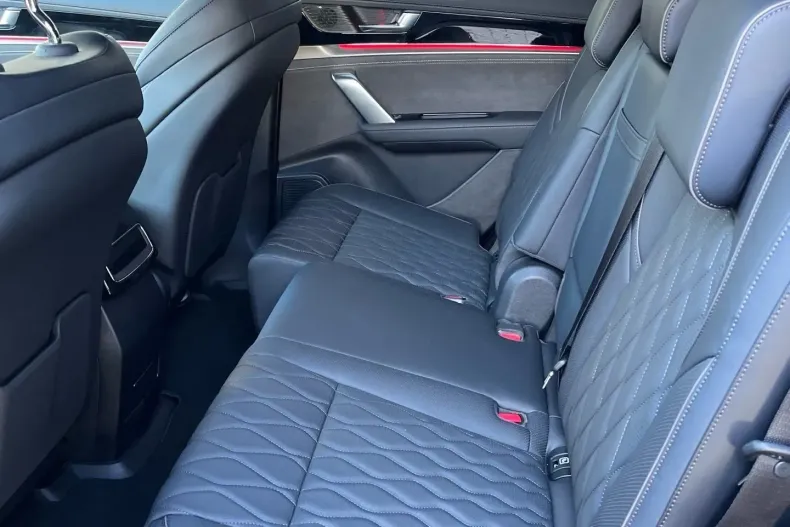 BYD TANG din 2025 cu 10.000 km - oferta BYD165110 - foto 4