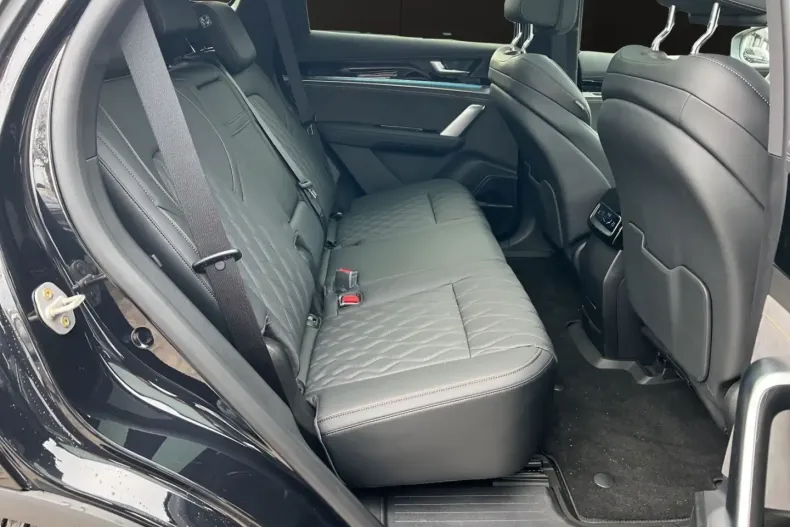 BYD TANG din 2025 cu 26.990 km - oferta BYD165112 - foto 18