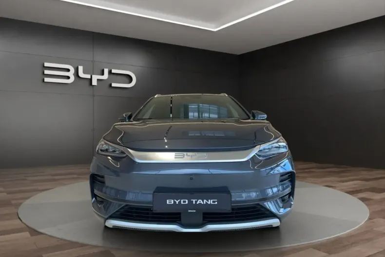 BYD TANG din 2025 cu 24.990 km - oferta BYD165113 - foto 3