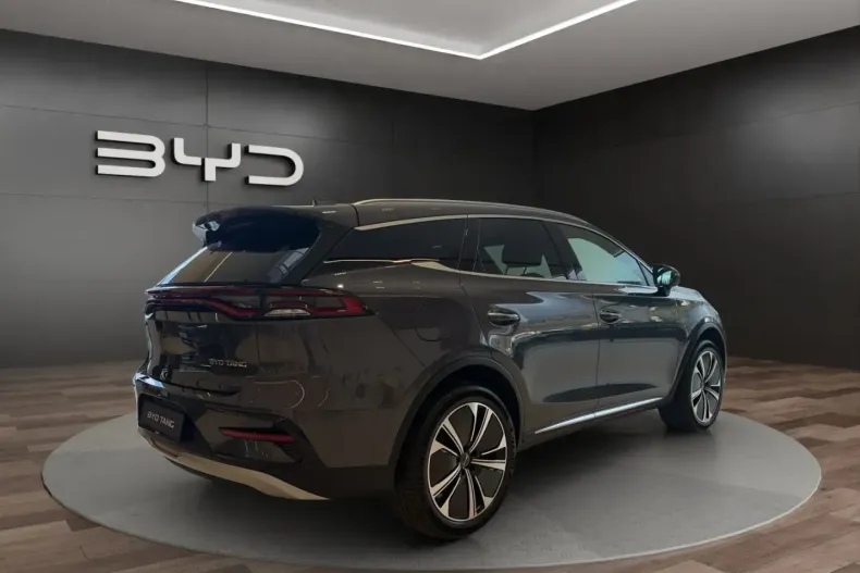 BYD TANG din 2025 cu 24.990 km - oferta BYD165113 - foto 7