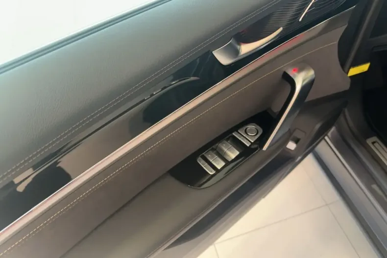 BYD TANG din 2025 cu 24.990 km - oferta BYD165113 - foto 13