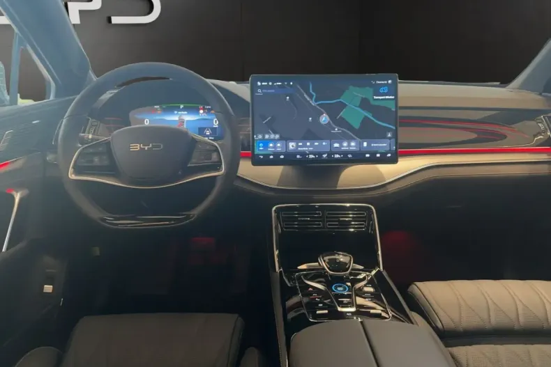 BYD TANG din 2025 cu 24.990 km - oferta BYD165113 - foto 14