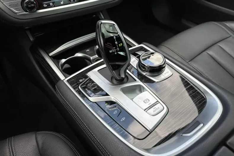 BMW 740 din 2021 cu 97.515 km - oferta BMW165116 - foto 11