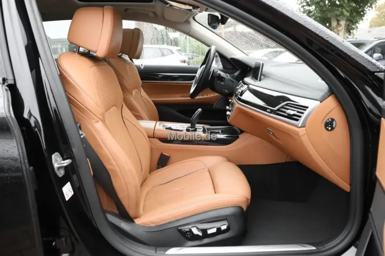 BMW 740 din 2021 cu 80.899 km - oferta BMW165117 - foto 4