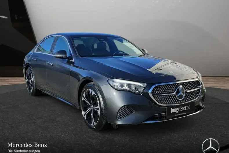 Mercedes-Benz E 300 din 2024 cu 11.432 km - oferta MER165119 - foto 5