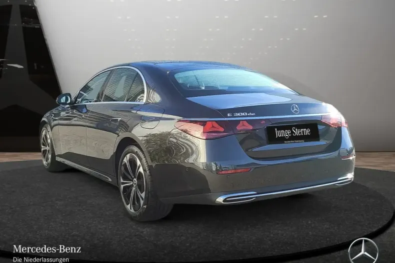 Mercedes-Benz E 300 din 2024 cu 11.432 km - oferta MER165119 - foto 10