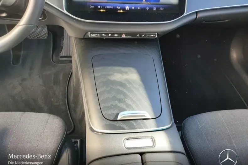 Mercedes-Benz E 300 din 2024 cu 11.432 km - oferta MER165119 - foto 15