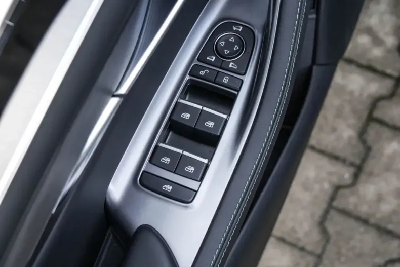 BYD SEAL U din 2025 cu 19.900 km - oferta BYD165120 - foto 11