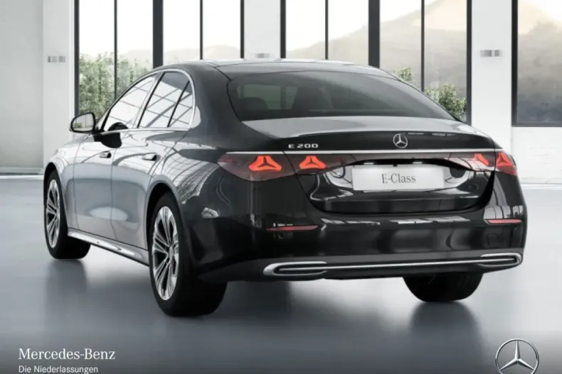 Mercedes-Benz E 200 din 2023 cu 4.134 km - oferta MER165122 - foto 20
