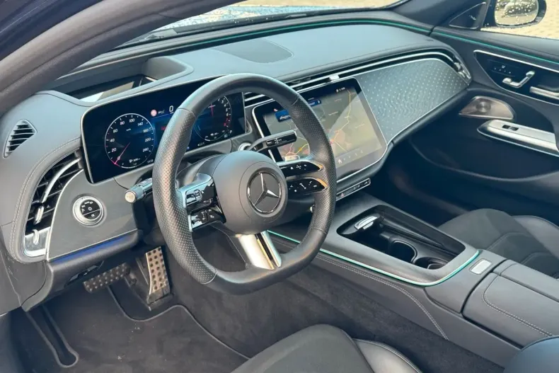 Mercedes-Benz E 300 din 2024 cu 12.187 km - oferta MER165128 - foto 8