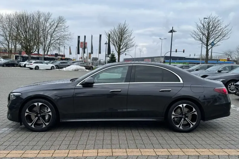 Mercedes-Benz E 400 din 2024 cu 62.653 km - oferta MER165130 - foto 6