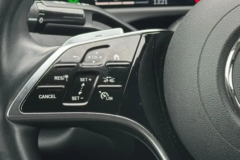 Mercedes-Benz E 400 din 2024 cu 62.653 km - oferta MER165130 - foto 13