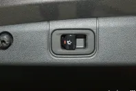 Mercedes-Benz E 300 din 2024 cu 8.914 km - oferta MER165132 - foto 10