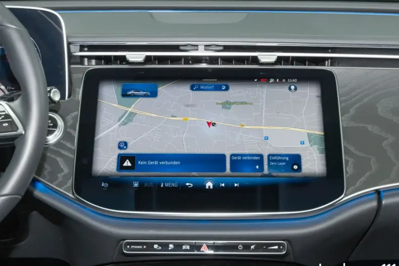 Mercedes-Benz E 300 din 2024 cu 8.914 km - oferta MER165132 - foto 22