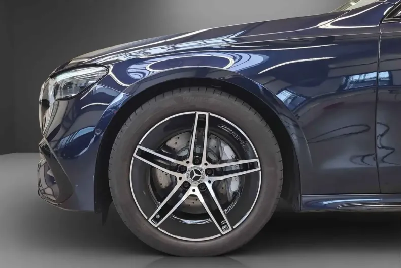 Mercedes-Benz E 220 din 2025 cu 12.468 km - oferta MER165134 - foto 4