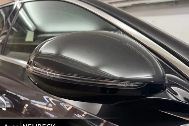 Mercedes-Benz E 300 din 2024 cu 5.300 km - oferta MER165144 - foto 25