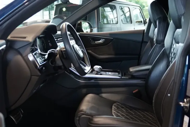 Audi Q8 din 2020 cu 80.000 km - oferta AUD165150 - foto 28