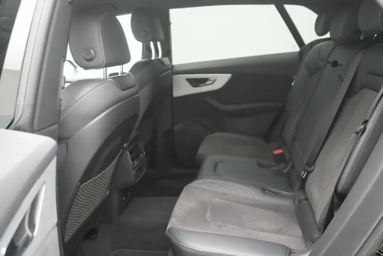 Audi Q8 din 2021 cu 42.231 km - oferta AUD165151 - foto 9