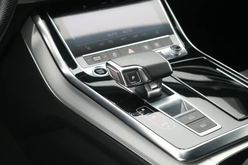 Audi Q8 din 2021 cu 42.231 km - oferta AUD165151 - foto 12