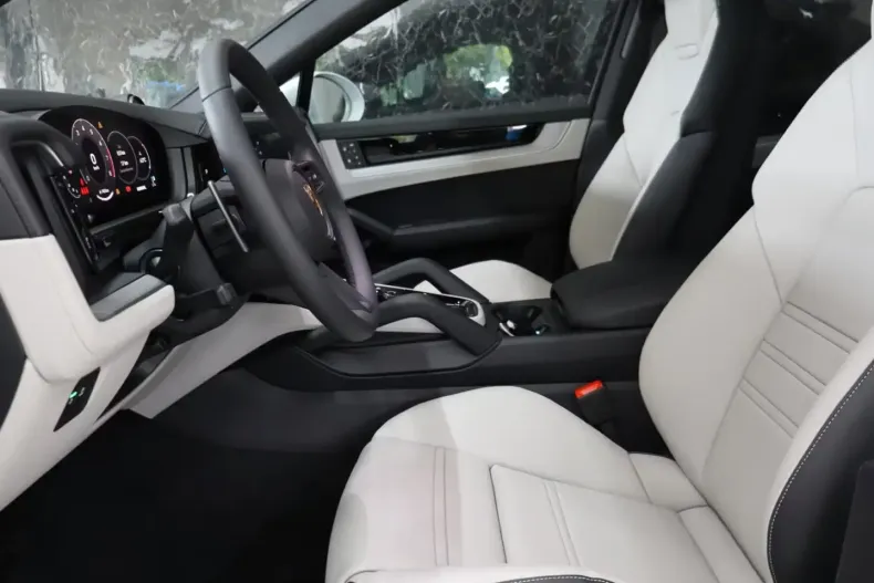 Porsche Cayenne din 2025 cu 90 km - oferta POR165171 - foto 10