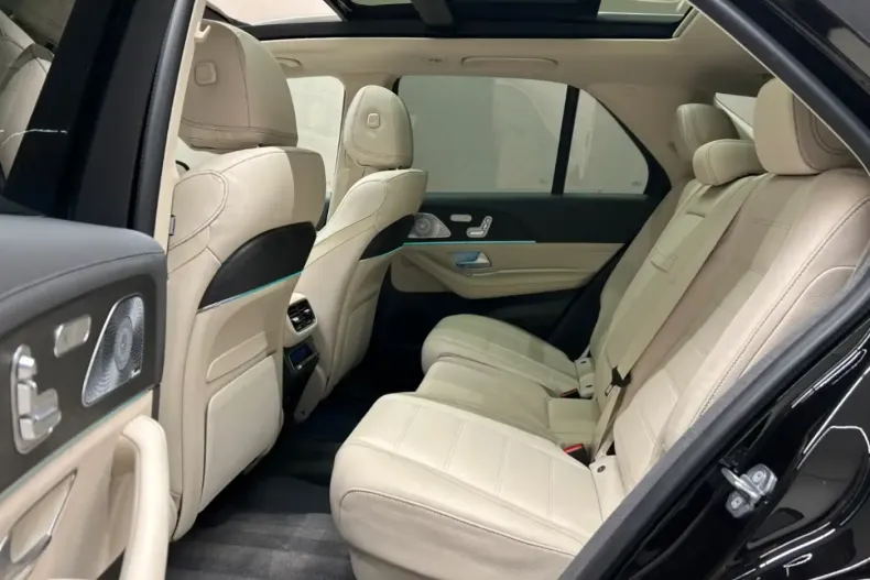 Mercedes-Benz GLE 400 din 2020 cu 55.000 km - oferta MER165175 - foto 11