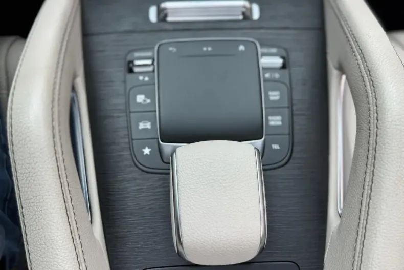 Mercedes-Benz GLE 400 din 2022 cu 101.800 km - oferta MER165183 - foto 29