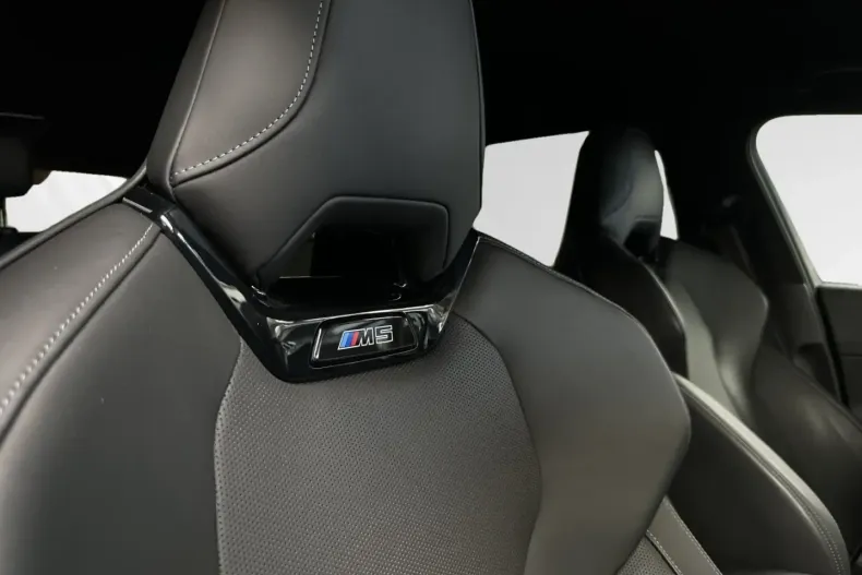 BMW M5 din 2024 cu 37.242 km - oferta BMW165184 - foto 14