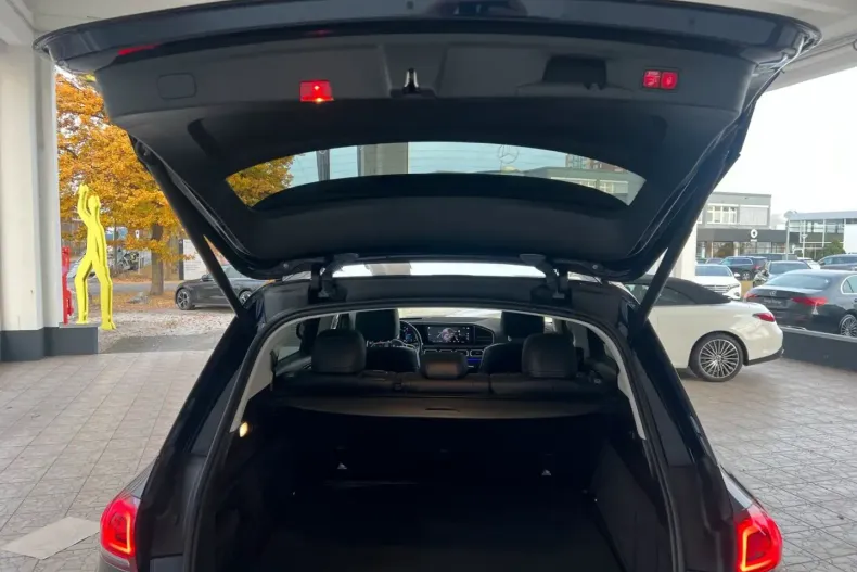 Mercedes-Benz GLE 400 din 2021 cu 71.754 km - oferta MER165196 - foto 19