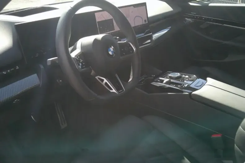 BMW 520 din 2025 cu 24.800 km - oferta BMW165198 - foto 9