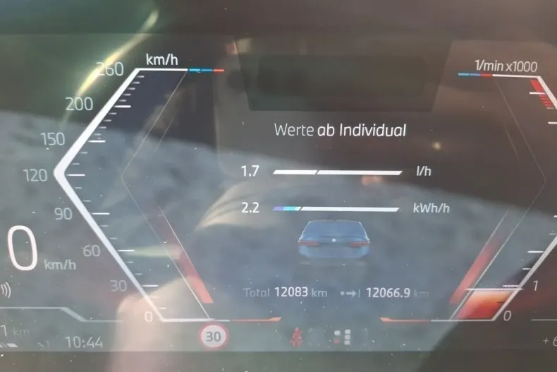 BMW 550 din 2024 cu 12.081 km - oferta BMW165205 - foto 9