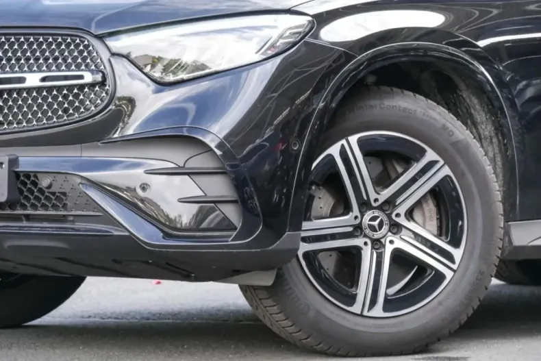 Mercedes-Benz GLC 200 din 2025 cu 5.461 km - oferta MER165221 - foto 5