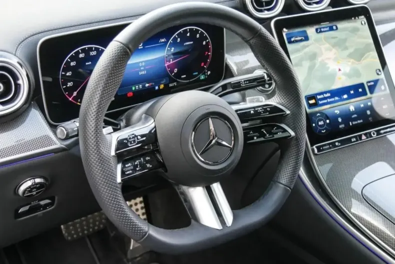 Mercedes-Benz GLC 200 din 2025 cu 5.461 km - oferta MER165221 - foto 8