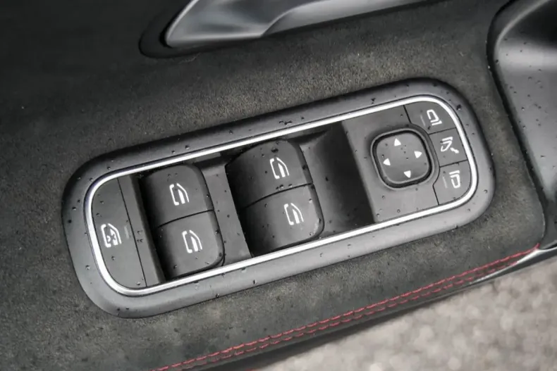 Mercedes-Benz CLA 250 din 2022 cu 62.004 km - oferta MER165224 - foto 13