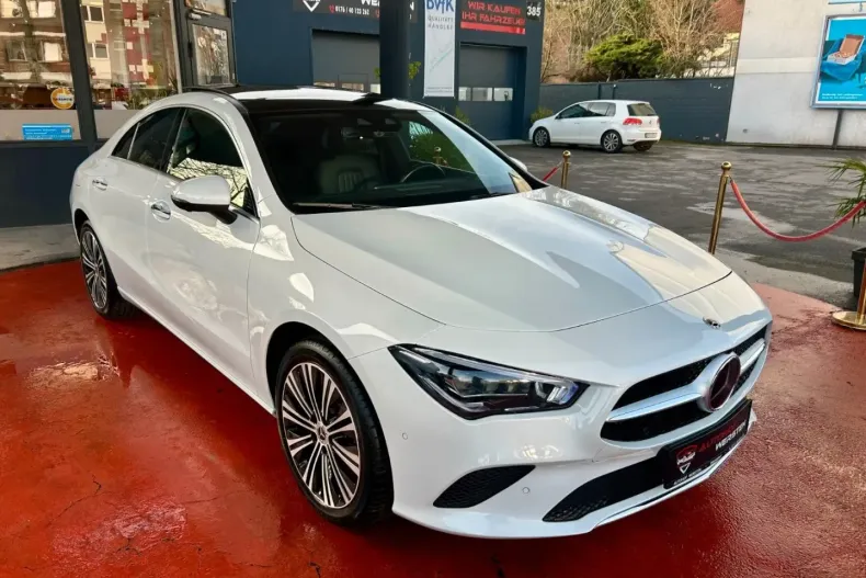 Mercedes-Benz CLA 250 din 2022 cu 24.715 km - oferta MER165227 - foto 3