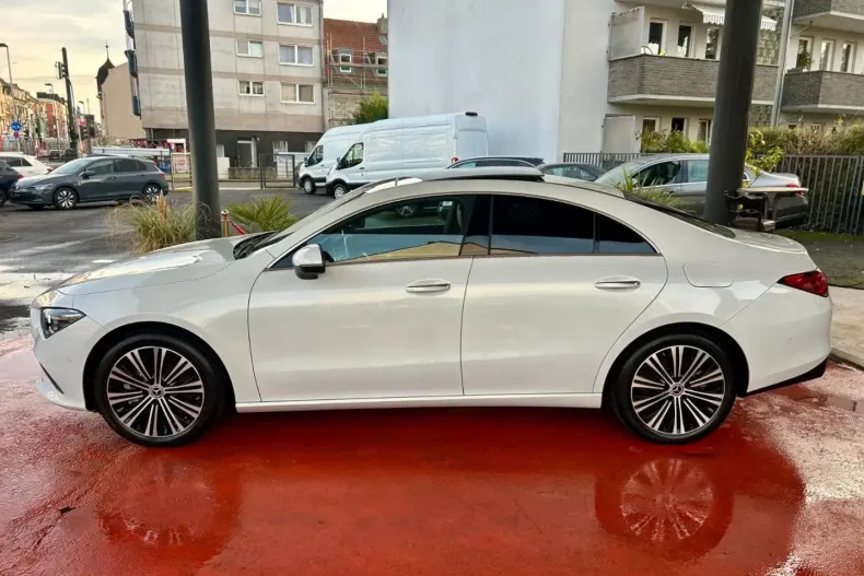 Mercedes-Benz CLA 250 din 2022 cu 24.715 km - oferta MER165227 - foto 8