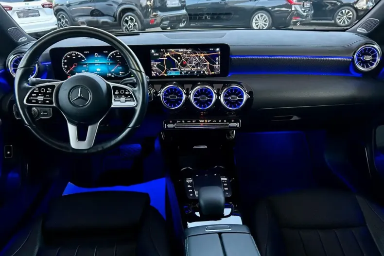 Mercedes-Benz CLA 250 din 2022 cu 24.715 km - oferta MER165227 - foto 23