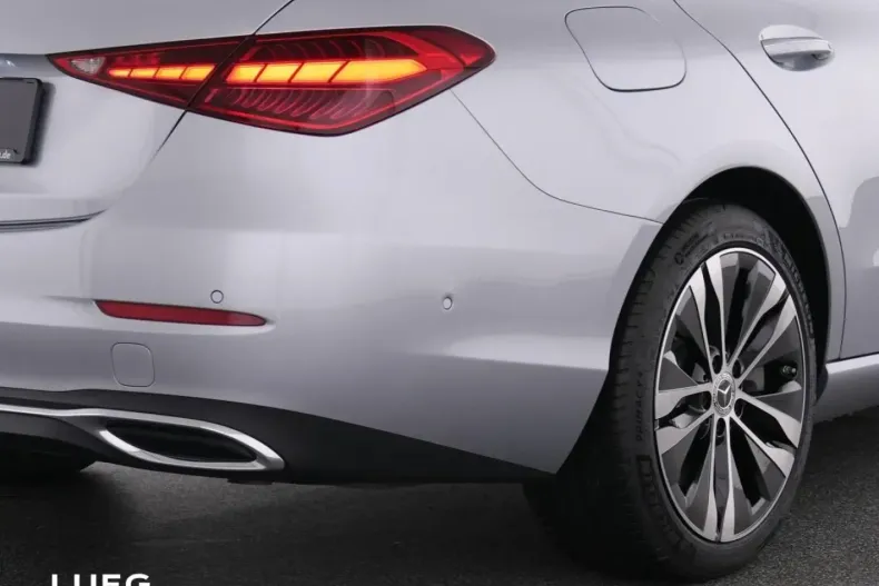 Mercedes-Benz C 300 din 2022 cu 11.834 km - oferta MER165229 - foto 9