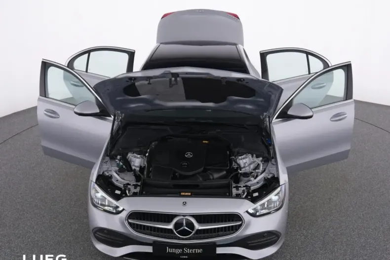 Mercedes-Benz C 300 din 2022 cu 11.834 km - oferta MER165229 - foto 12