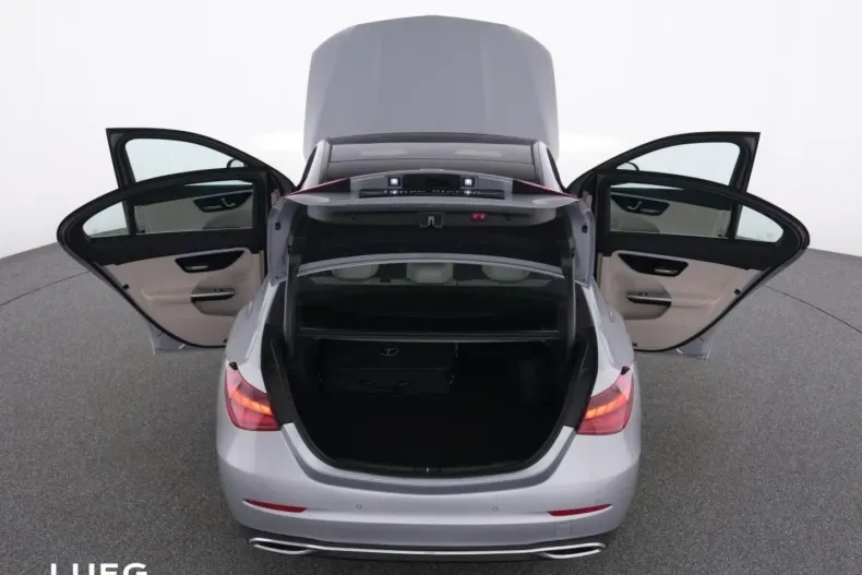 Mercedes-Benz C 300 din 2022 cu 11.834 km - oferta MER165229 - foto 13