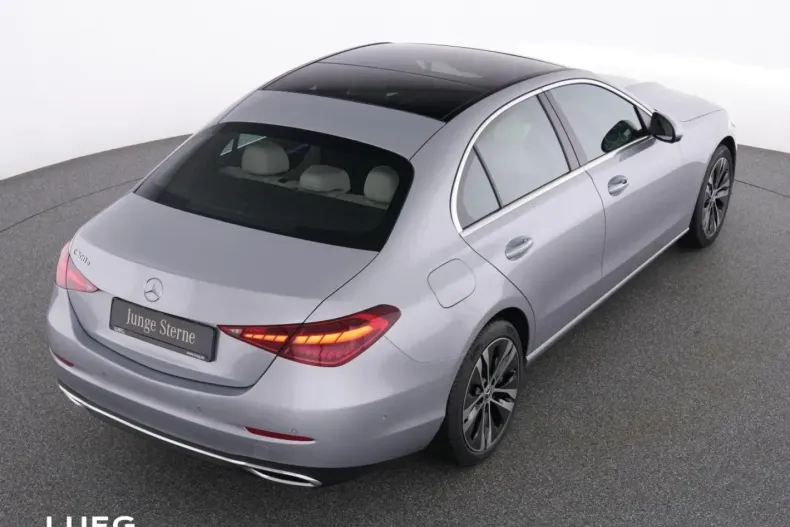 Mercedes-Benz C 300 din 2022 cu 11.834 km - oferta MER165229 - foto 18