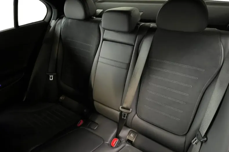 Mercedes-Benz C 300 din 2022 cu 63.560 km - oferta MER165234 - foto 7