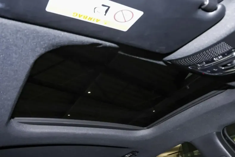 Mercedes-Benz A 250 din 2020 cu 83.210 km - oferta MER165238 - foto 14