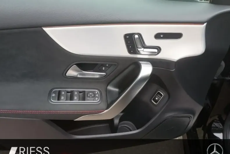 Mercedes-Benz A 250 din 2022 cu 95.795 km - oferta MER165242 - foto 8