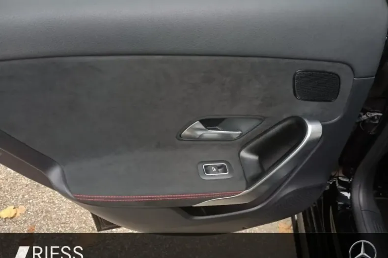 Mercedes-Benz A 250 din 2022 cu 95.795 km - oferta MER165242 - foto 15