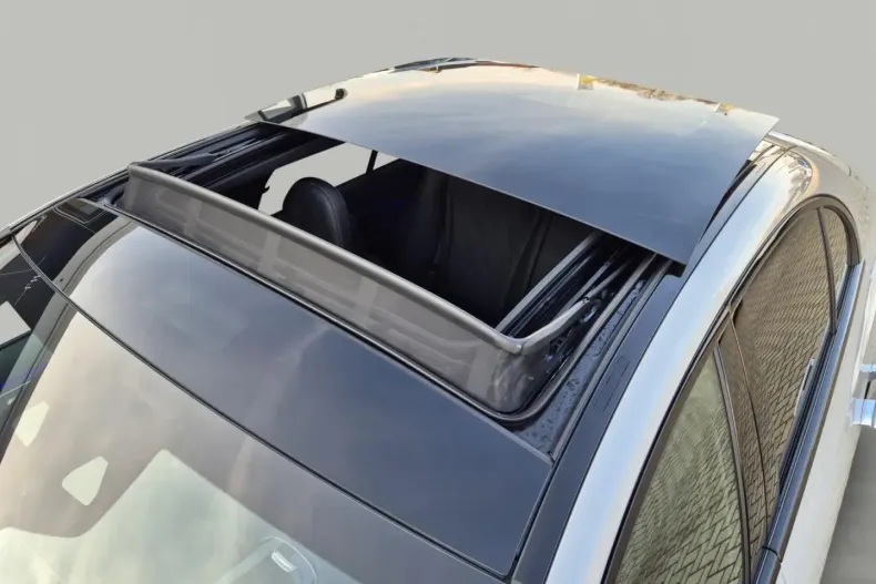 Mercedes-Benz E 450 din 2025 cu 9.984 km - oferta MER165243 - foto 8