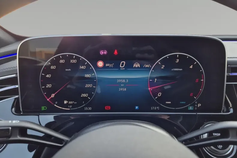 Mercedes-Benz E 450 din 2025 cu 9.984 km - oferta MER165243 - foto 11