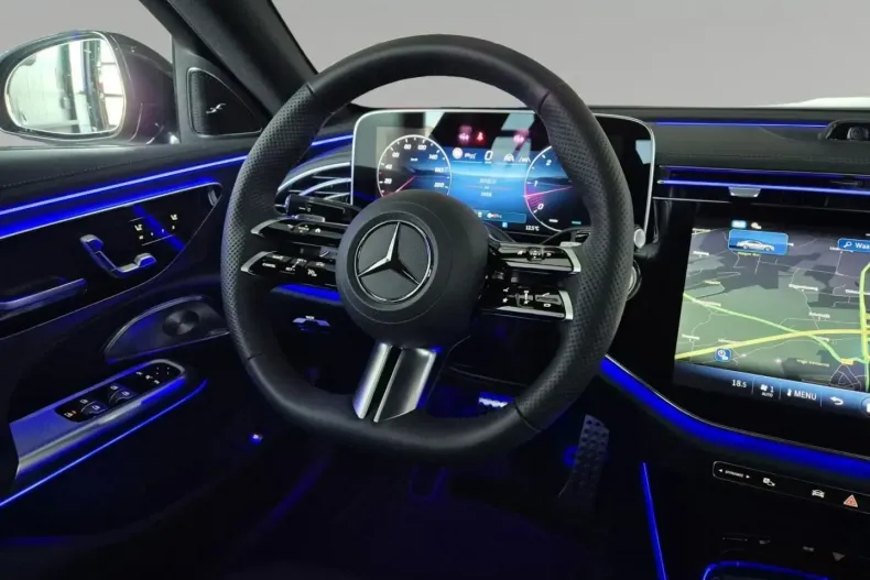 Mercedes-Benz E 450 din 2025 cu 9.984 km - oferta MER165243 - foto 13