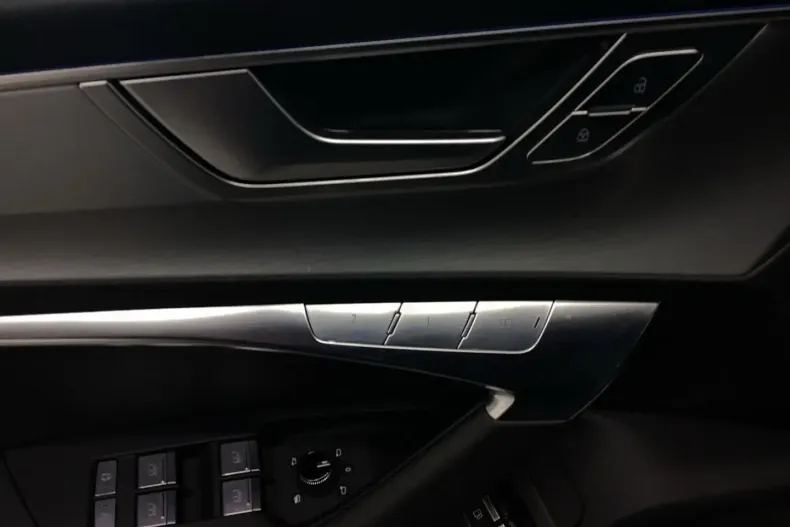 Audi A6 din 2024 cu 28.364 km - oferta AUD165249 - foto 7