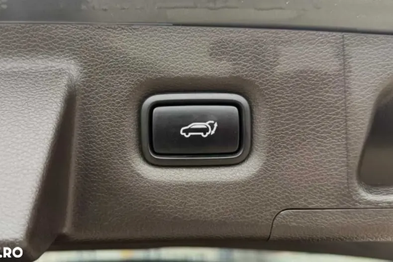 Hyundai SANTA FE din 2022 cu 84.000 km - oferta HYU165263 - foto 15